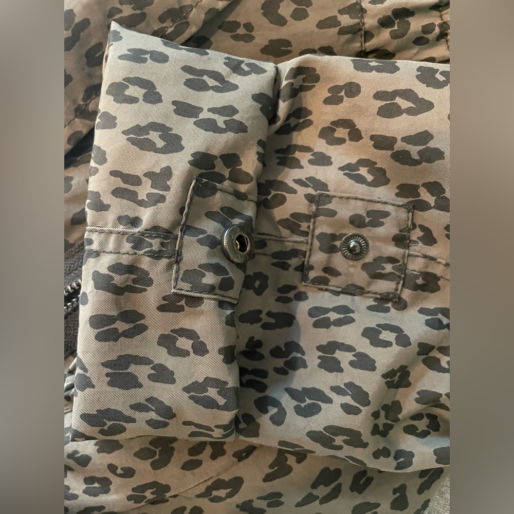 Tart Collections Leopard Print Utility Rain Jacket - Picture 8 of 9